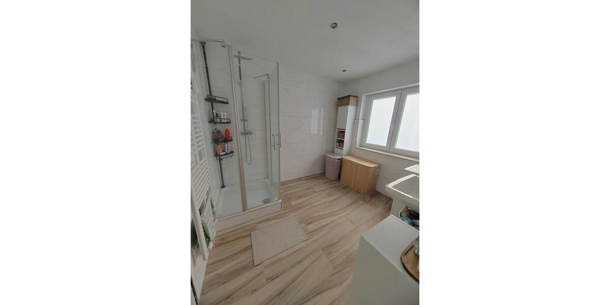 Erdgeschoßwohnung Paderborn Neuenbeken - 2 Zimmer, 80 m&sup2;, 950&euro; | Angebot:27556625