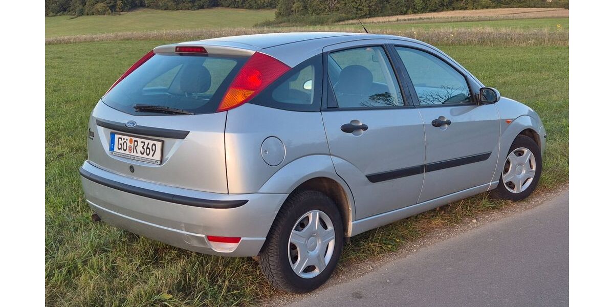Ford Focus 105.000 km 1.999 &euro; Horn-Bad Meinberg 32805