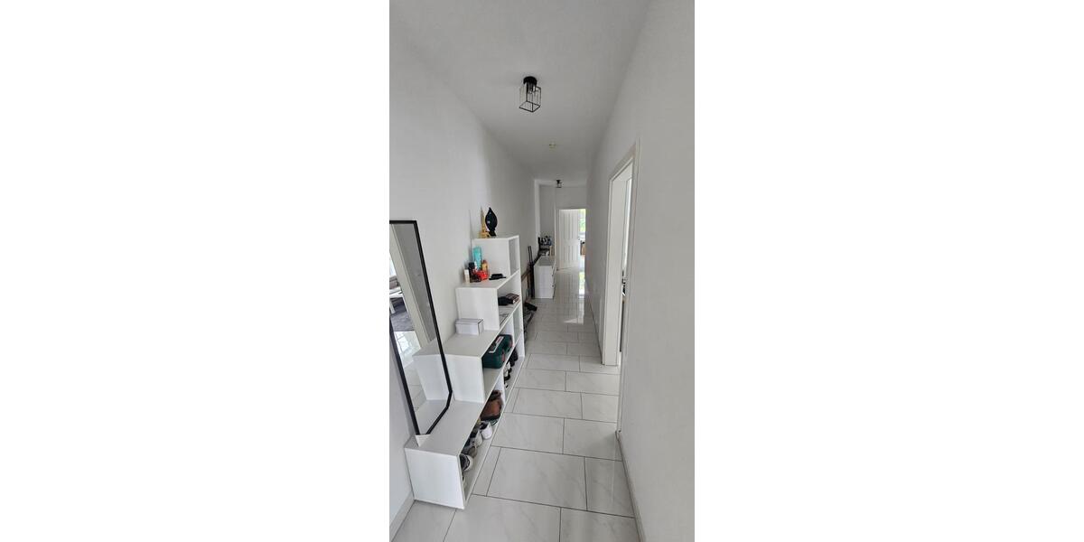Etagenwohnung Paderborn Neuenbeken - 3 Zimmer, 92 m&sup2;, 1.100&euro; | Angebot:27623744
