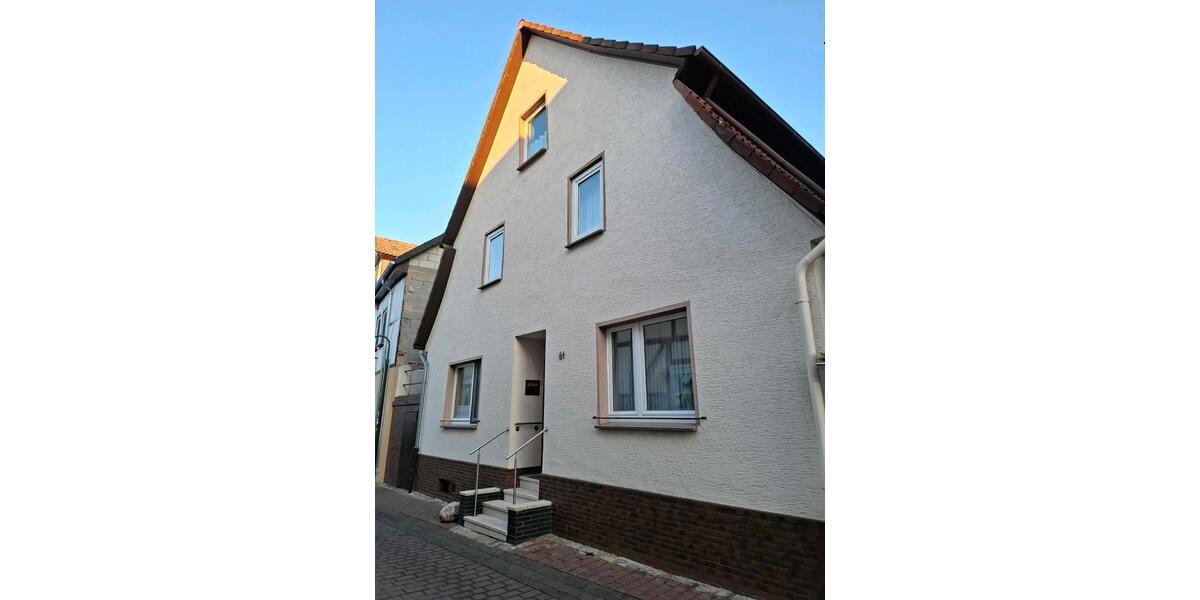 Einfamilienhaus Willebadessen - 4.5 Zimmer, 120 m&sup2;, 160.000&euro; | Angebot:24741500