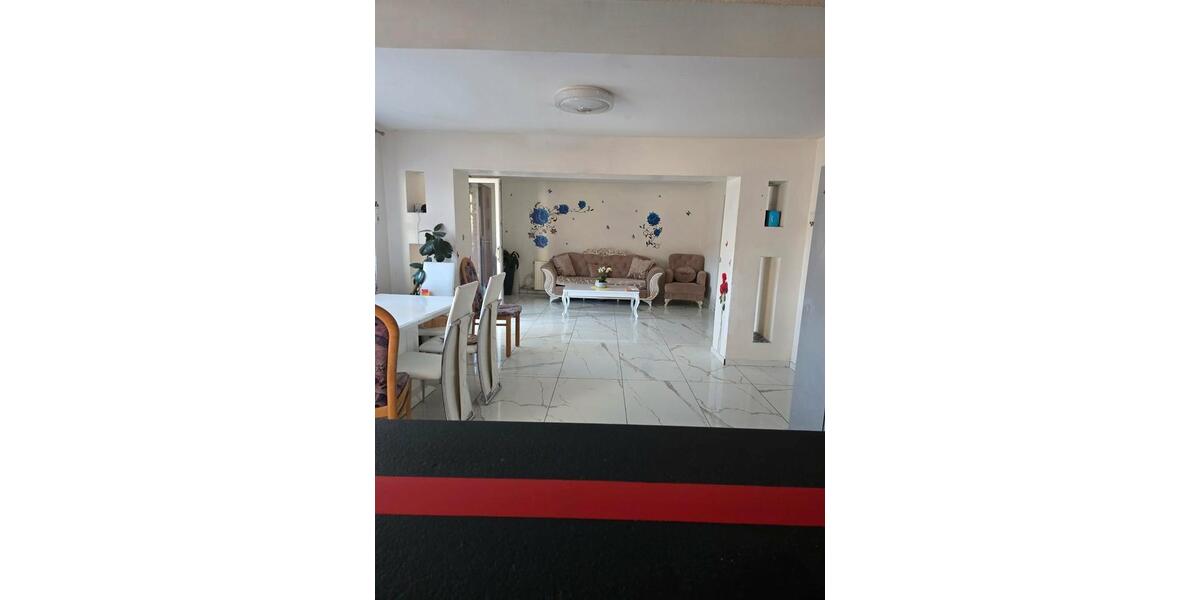 Mehrfamilienhaus, Wohnhaus Nieheim - 13 Zimmer, 420 m&sup2;, 210.000&euro; | Angebot:26058573