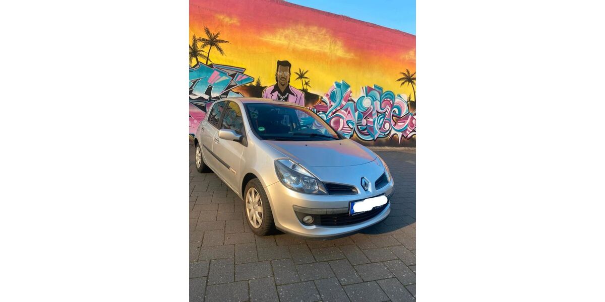 Renault Clio 190.000 km 1.250 &euro; Paderborn 33100