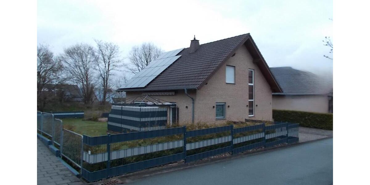 Einfamilienhaus Willebadessen - 5 Zimmer, 150 m&sup2;, 330.000&euro; | Angebot:26090077