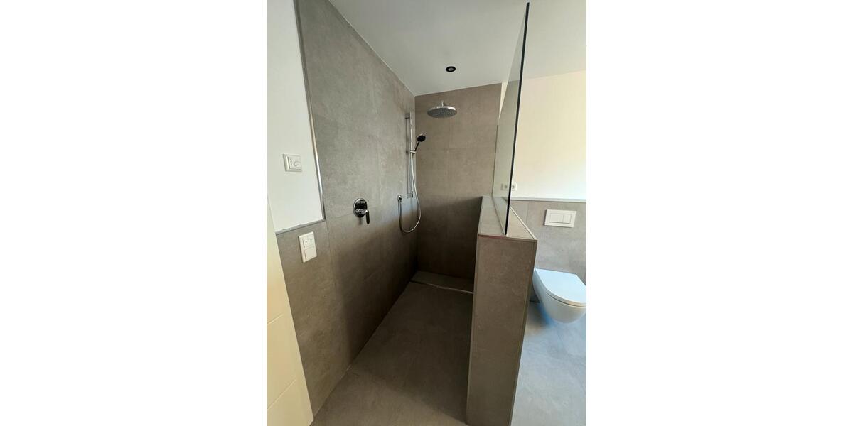 Etagenwohnung Schlangen - 4 Zimmer, 120 m&sup2;, 1.350&euro; | Angebot:27535700