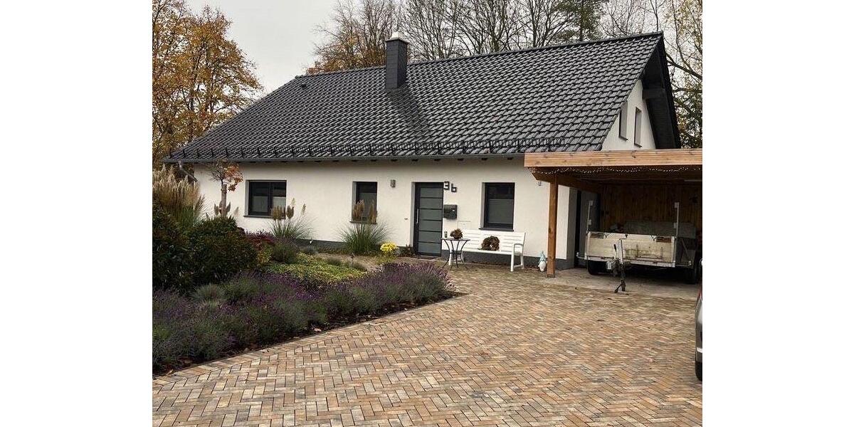Neubau-Bungalow in Peckelsheim zu vermieten 3 zimmer