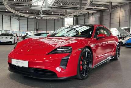 Porsche Taycan 26.800 km 86.890 € Paderborn 33100