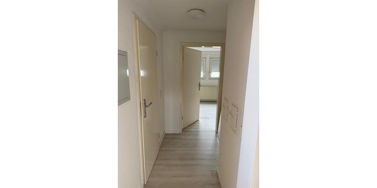 Dachgeschoßwohnung Augustdorf - 2 Zimmer, 62 m&sup2;, 650&euro; | Angebot:26049819