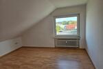 Dachgeschoßwohnung Steinheim - 3.5 Zimmer, 86 m&sup2;, 640&euro; | Angebot:27544318