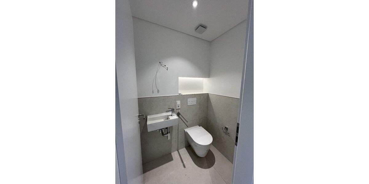 Etagenwohnung Paderborn Kernstadt - 2 Zimmer, 98 m&sup2;, 1.400&euro; | Angebot:25741570