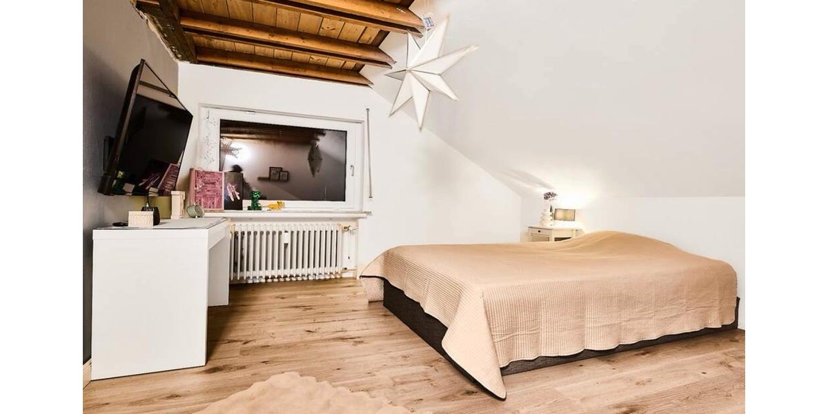 Einfamilienhaus Detmold Hiddesen - 8 Zimmer, 225 m&sup2;, 459.000&euro; | Angebot:26530242