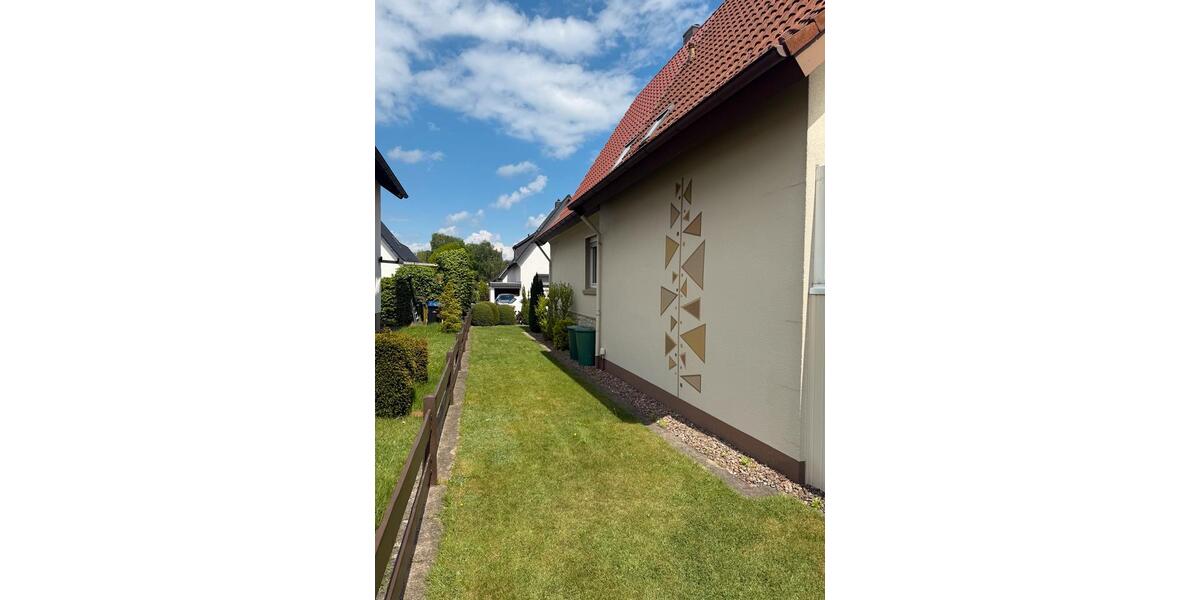 Einfamilienhaus Detmold Hakedahl - 8 Zimmer, 134 m&sup2;, 340.000&euro; | Angebot:26603002