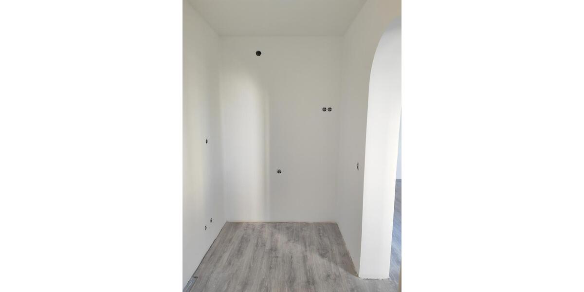 Erdgeschoßwohnung Paderborn - 4 Zimmer, 83 m&sup2;, 165.000&euro; | Angebot:27474944
