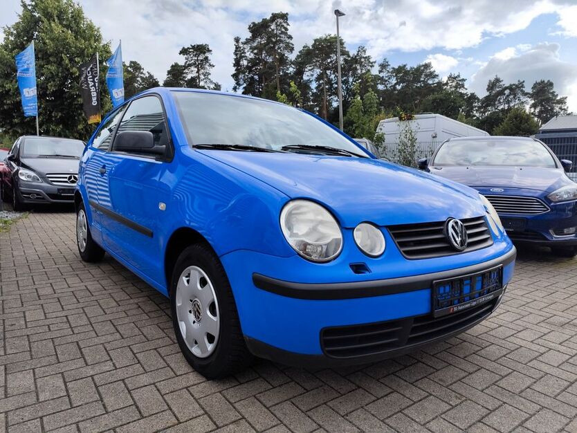 VW Polo 82.477 km 2.950 € Schlangen 33189