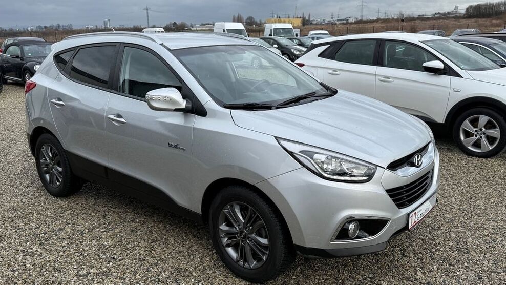 Hyundai ix35 77.000 km 9.990 € Paderborn 33106