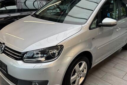 VW Touran 169.000 km 8.950 &euro; Detmold 32758