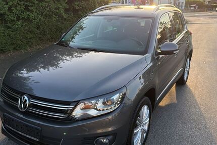 VW Tiguan 187.000 km 8.999 &euro; Paderborn 33100