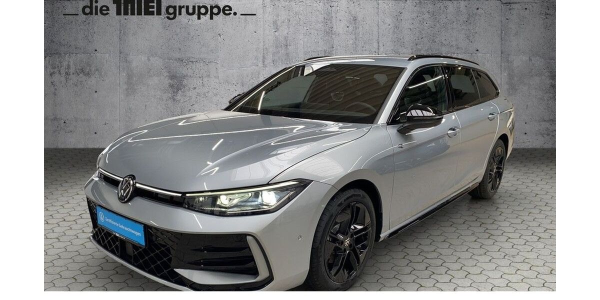 VW Passat 15.000 km 41.990 &euro; Paderborn 33100