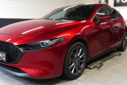Mazda 3 17.850 km 26.650 &euro; Paderborn 33106