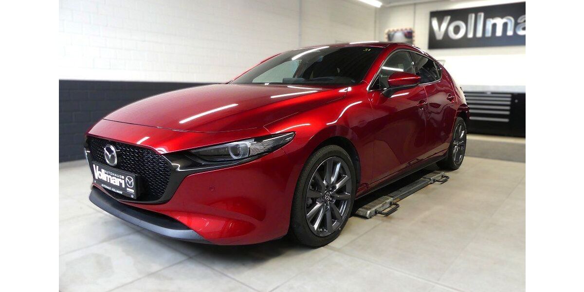 Mazda 3 17.850 km 26.650 &euro; Paderborn 33106
