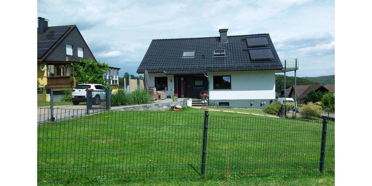 Einfamilienhaus Horn-Bad Meinberg Bad Meinberg - 9 Zimmer, 245 m&sup2;, 390.000&euro; | Angebot:27004280