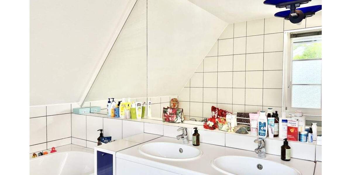 Einfamilienhaus Horn-Bad Meinberg Bad Meinberg - 6 Zimmer, 192 m&sup2;, 480.000&euro; | Angebot:23962629