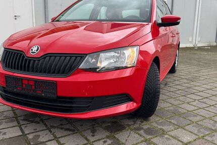 Skoda Fabia 110.700 km 7.799 &euro; Paderborn 33104