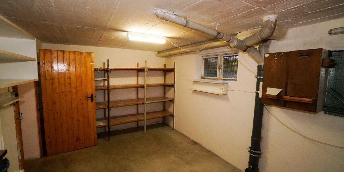 Mehrfamilienhaus, Wohnhaus Horn-Bad Meinberg Horn - 1 Zimmer, 227 m&sup2;, 399.000&euro; | Angebot:25708775