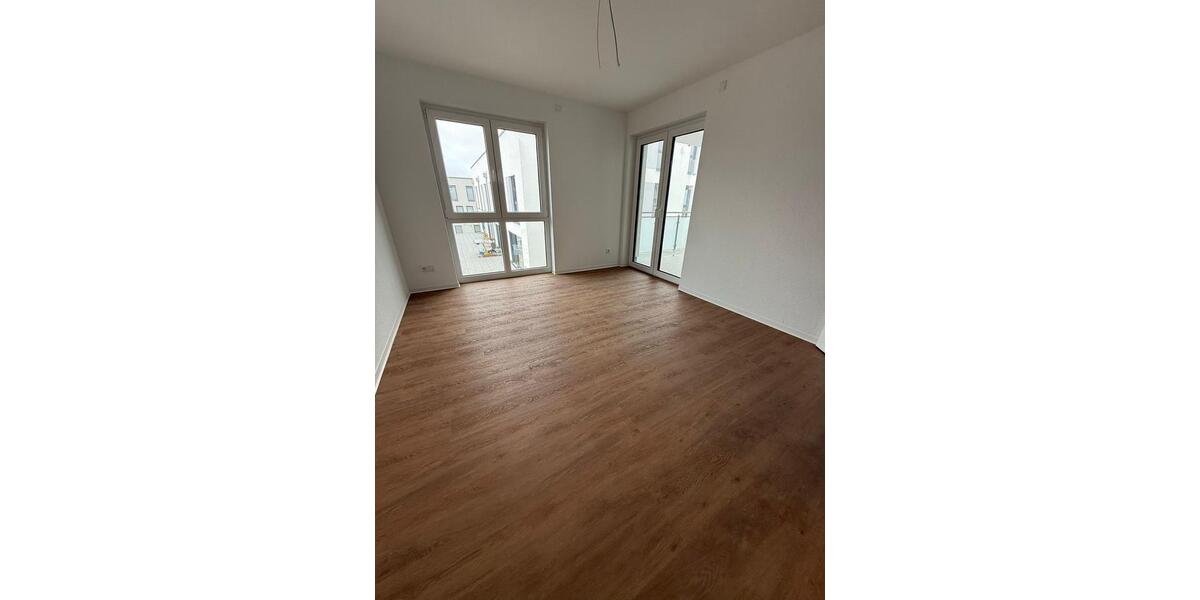 Neubau Erstbezug 4-Zimmer Wohnung mit Balkon 4 zimmer
