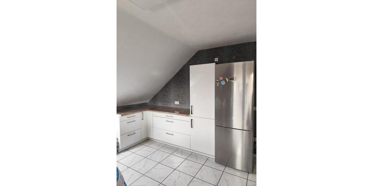 Dachgeschoßwohnung Altenbeken - 3 Zimmer, 112 m&sup2;, 730&euro; | Angebot:26462906