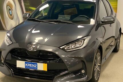Toyota Yaris 4.361 km 25.990 € Paderborn 33100