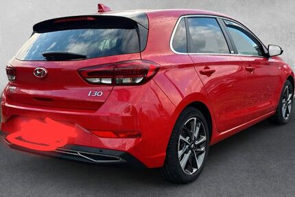 Hyundai i30 54.800 km 17.000 &euro; Büren 33142