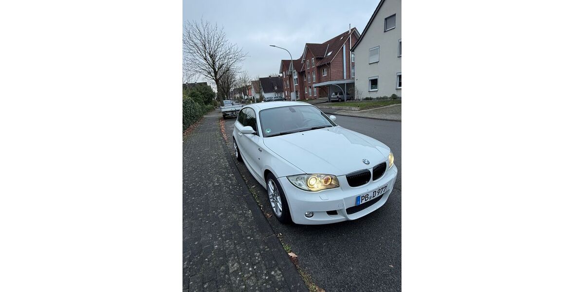 BMW 118 181.000 km 5.700 &euro; Borchen 33178