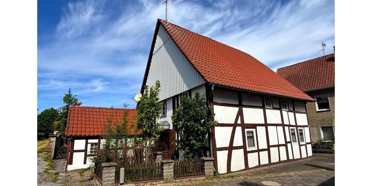 Mehrfamilienhaus, Wohnhaus Detmold - 12 Zimmer, 250 m&sup2;, 100.000&euro; | Angebot:26730254