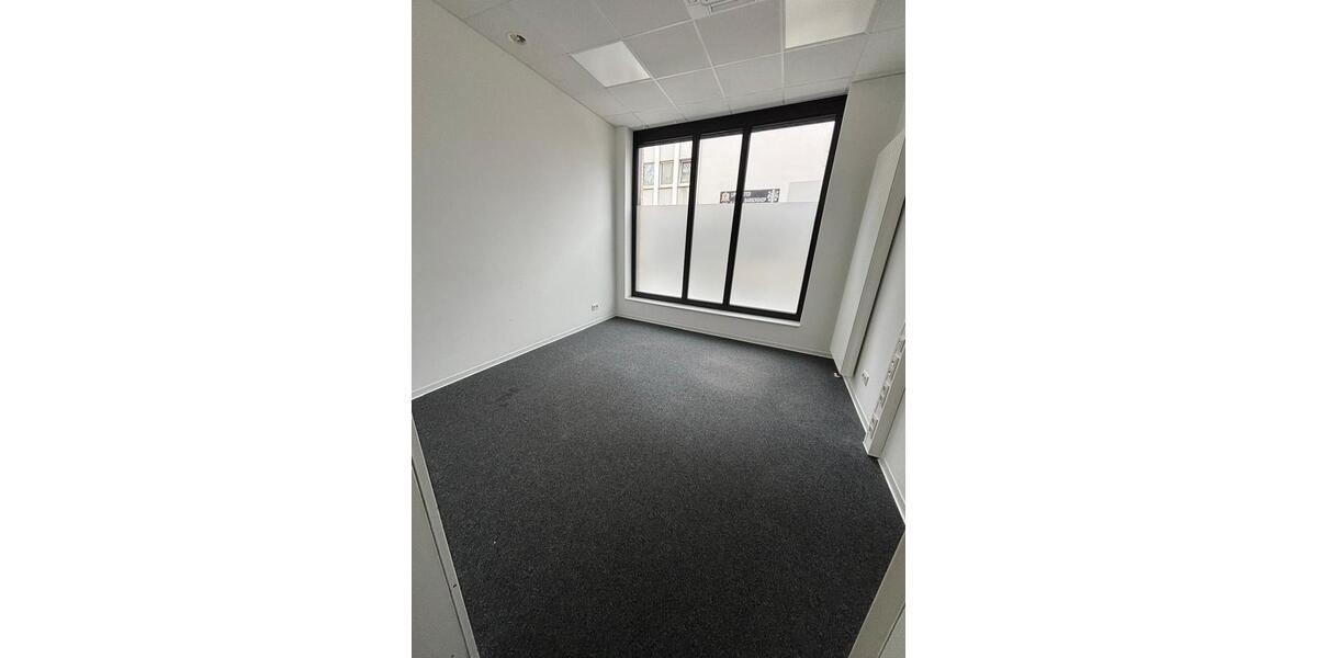 Gewerbeobjekt Lippstadt - 2.400&euro; | Angebot:25065105