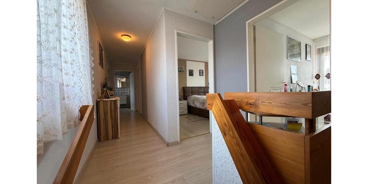 Reihenhaus Hövelhof - 4.5 Zimmer, 120 m&sup2;, 325.000&euro; | Angebot:27617901