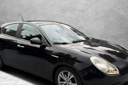 Alfa Romeo Giulietta 127.000 km 4.999 &euro; Detmold 32758