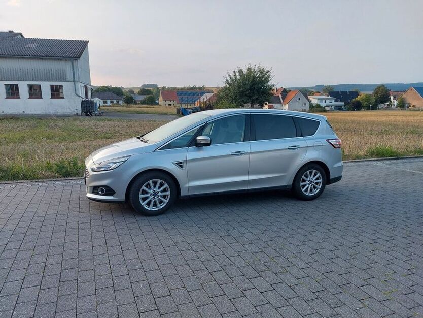 S-Max