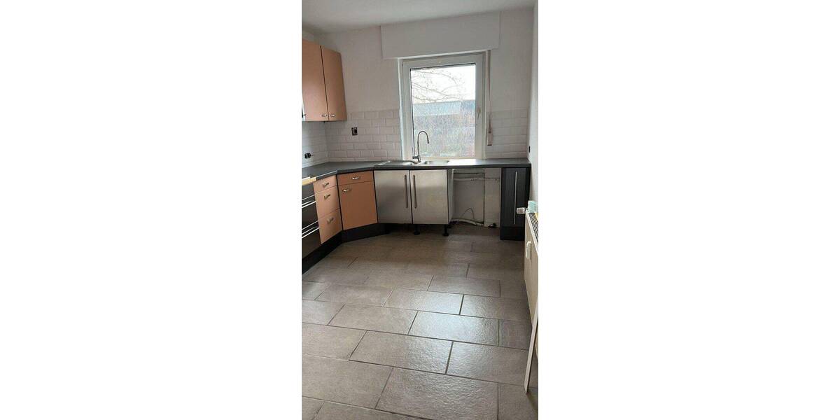 Etagenwohnung Detmold Bentrup-Loßbruch - 3 Zimmer, 95 m&sup2;, 780&euro; | Angebot:26886722
