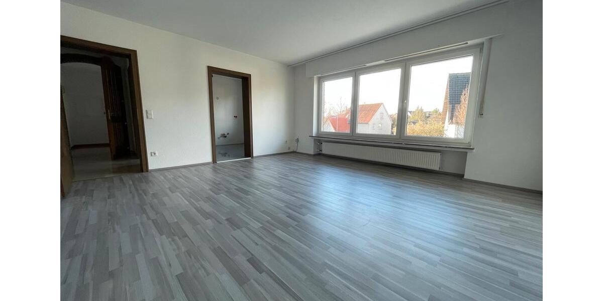 Etagenwohnung Salzkotten - 2 Zimmer, 90 m&sup2;, 650&euro; | Angebot:25403020