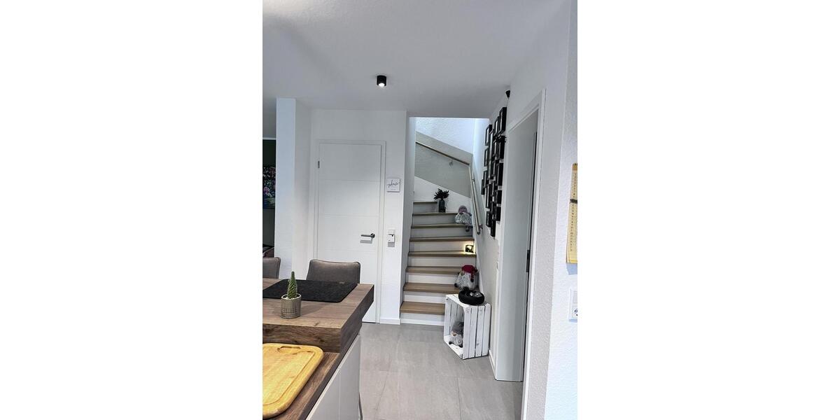 Doppelhaushälfte Detmold Hiddesen - 4 Zimmer, 128 m&sup2;, 1.892&euro; | Angebot:25022862