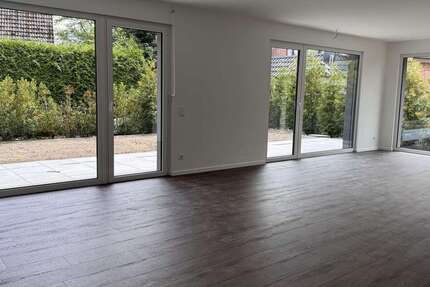 Wohnung Verl - 4 Zimmer, 145 m&sup2;, 1.700&euro; | Angebot:26394699