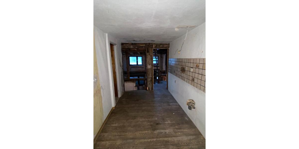 Mehrfamilienhaus, Wohnhaus Brakel - 6 Zimmer, 125 m&sup2;, 65.500&euro; | Angebot:25844801