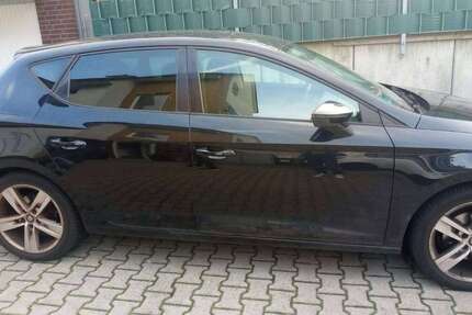 Seat Leon 131.000 km 10.300 &euro; Paderborn, Stadt 33100