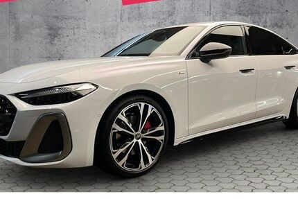 Audi A5 7.800 km 52.990 &euro; Paderborn 33100
