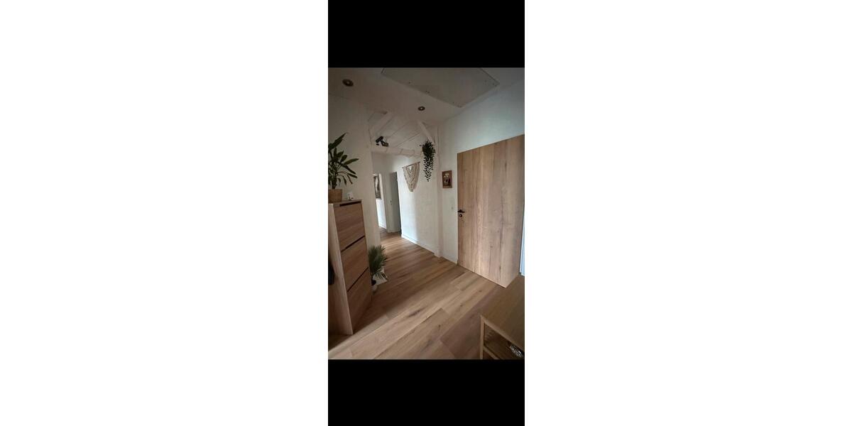 Erdgeschoßwohnung Horn-Bad Meinberg Bad Meinberg - 3 Zimmer, 121 m&sup2;, 190.000&euro; | Angebot:24711515