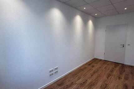 Gewerbeobjekt Paderborn Kernstadt - 1 Zimmer, 15 m&sup2;, 350&euro; | Angebot:26376669