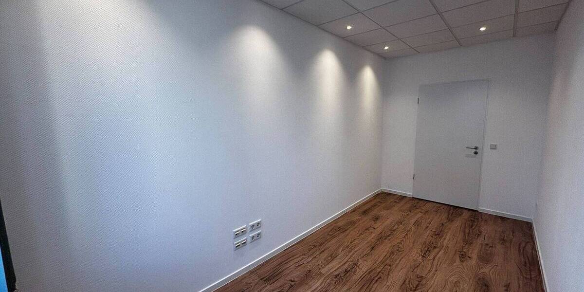 Gewerbeobjekt Paderborn Kernstadt - 1 Zimmer, 15 m&sup2;, 350&euro; | Angebot:26376669