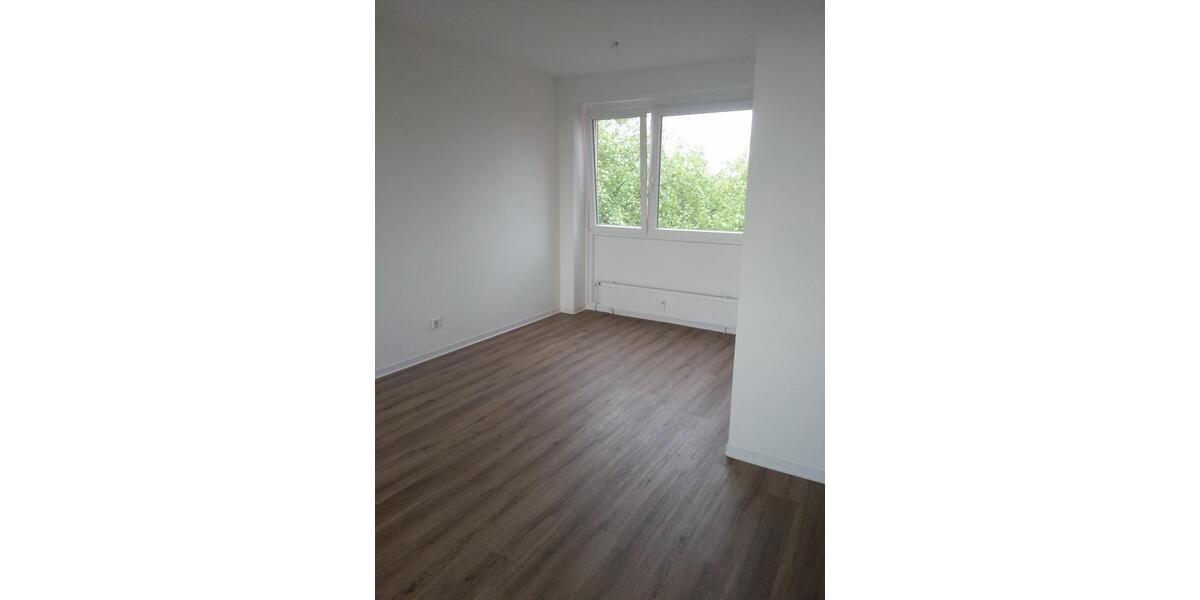 Dachgeschoßwohnung Paderborn - 3 Zimmer, 77 m&sup2;, 750&euro; | Angebot:26476688