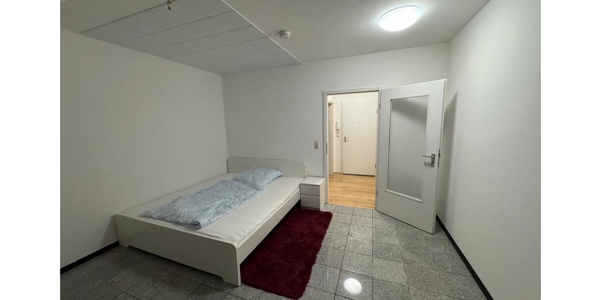 Dachgeschoßwohnung Paderborn - 1 Zimmer, 30 m&sup2;, 500&euro; | Angebot:26446359