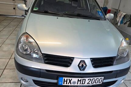 Renault Clio 101.326 km 2.200 &euro; Willebadessen 34439